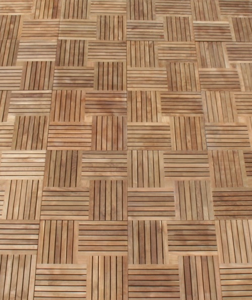 18411 parquet teak tiles installed on a floor showing parquet pattern
