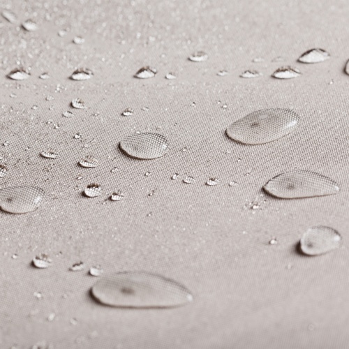 67640F 7.5 foot x 10 foot Rectangular Grand Umbrella Cover showing closeup of water droplets on the repellant material of cover 