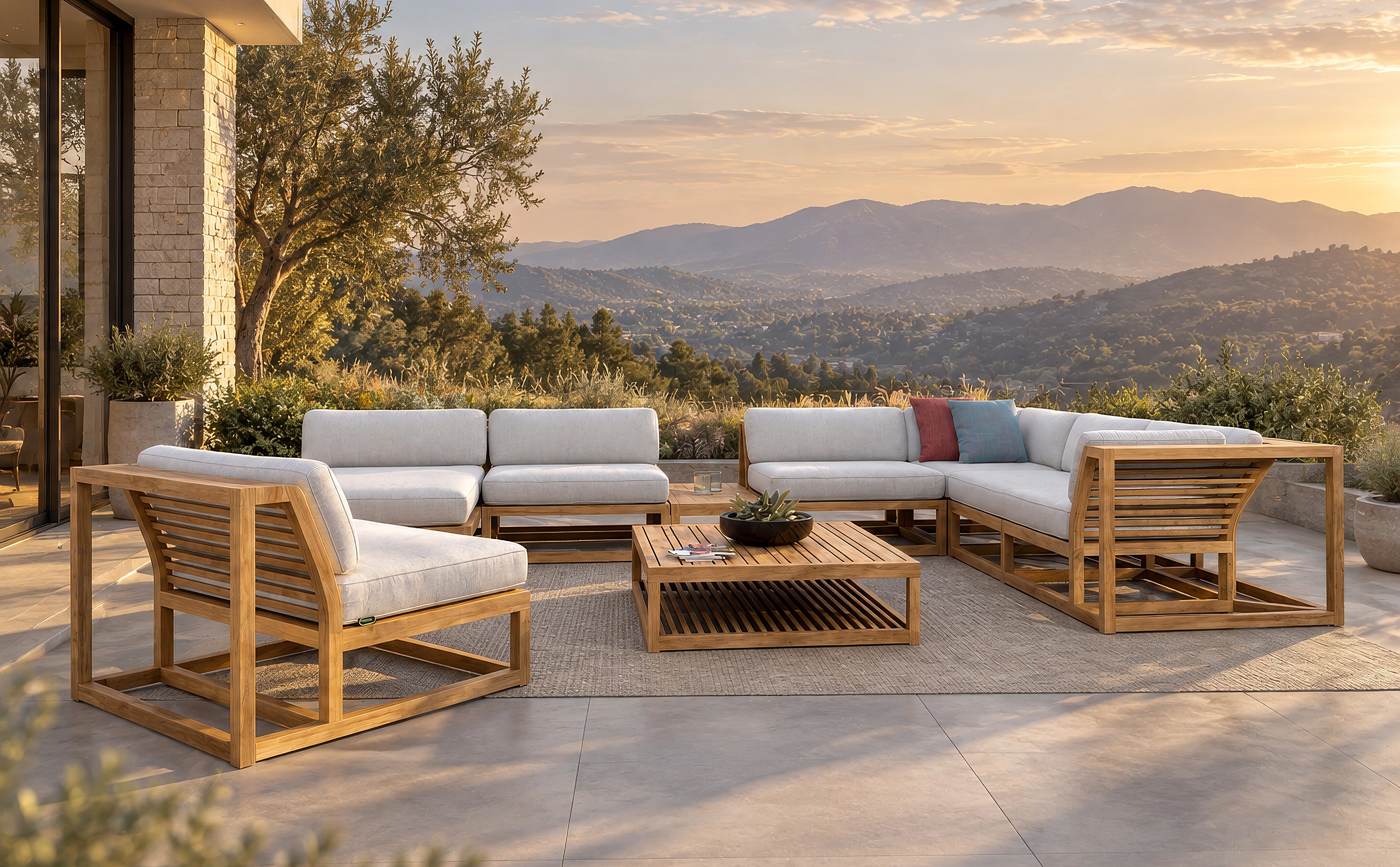 How to Choose Teak Outdoor Furniture That Actually Lasts