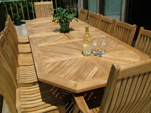 Brighton Grand Table - Picture B