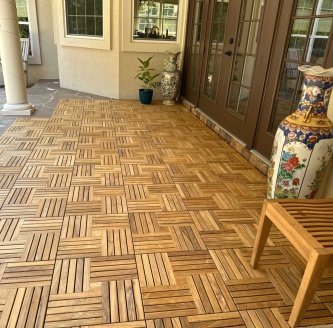 Parquet Tiles (18" x 18" per tile)