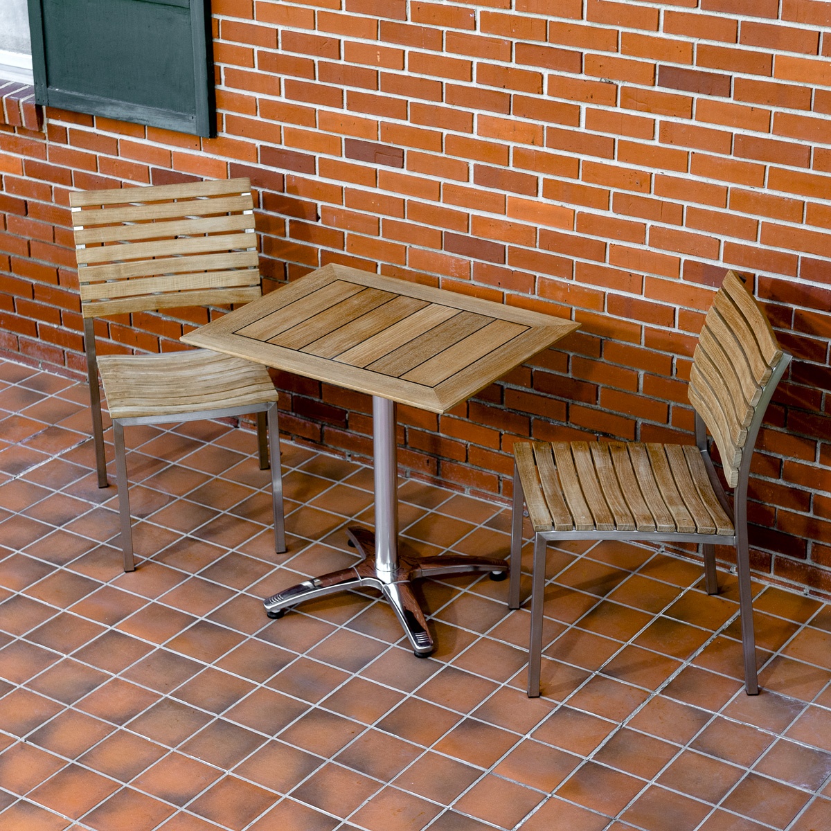 Vogue Bistro Dining Set