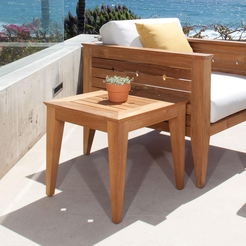 alt="outdoor teak end tables"