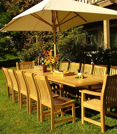6.5 ft x 10 ft Grand Umbrella